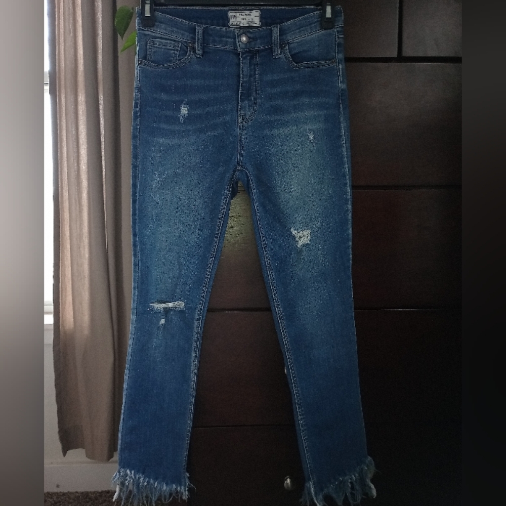 Free People Great Heights Frayed Skinny Jeans - Picture 3 of 14